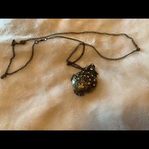 💖3/$30 SALE!!! - Peacock locket